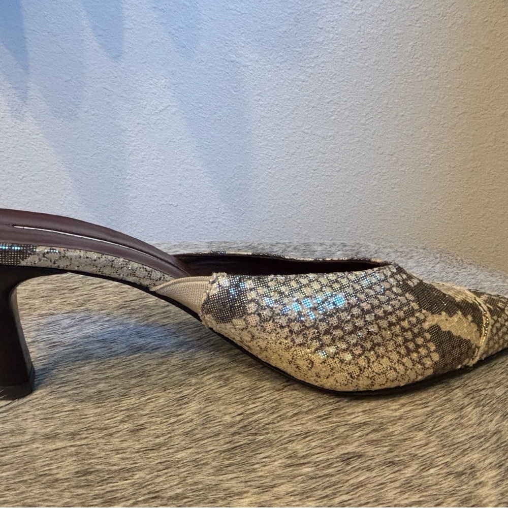 Donald J. Pliner Beige Snake-Print Pointed-Toe Slip-On Mules - Picture 3 of 4